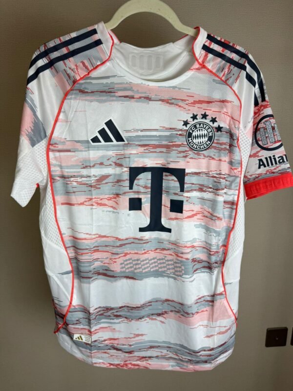 FC Bayern Munich 2024/25 Away Jersey