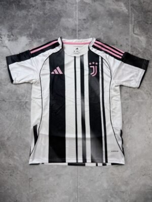 Juventus Black and White Shirt+short (Fan Version)