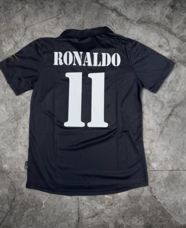 REAL MADRID 2004-2005
AWAY JERSEY [ID: C 1] - Image 2