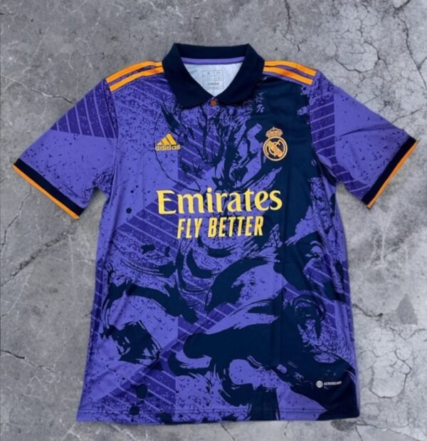 REAL MADRID SPECIAL VIOLET EDITION
JERSEY [ID: A 3]
