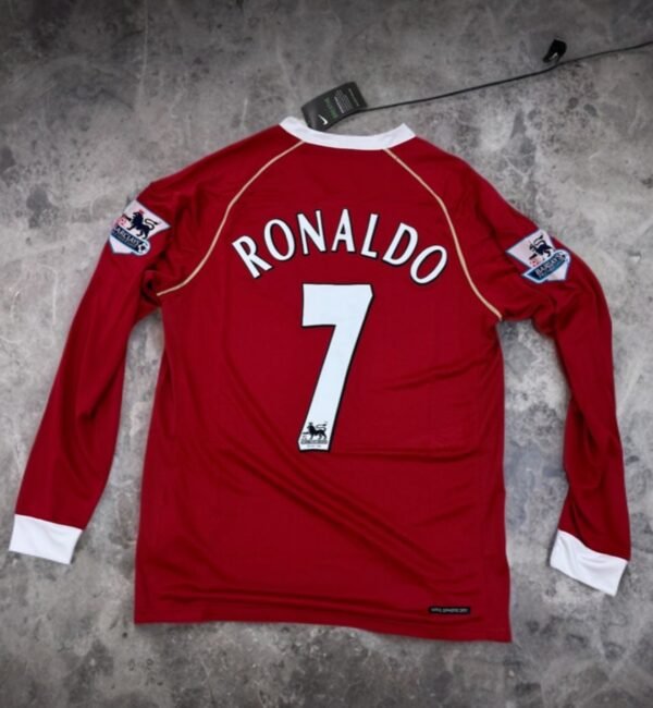 RONALDO MAN UNITED
RED LONGSLEEVES JERSEY [ID: A 3] - Image 2