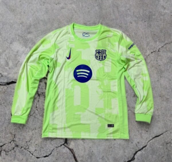 BARCA NEON GREEN
LONGSLEEVES [ID: h 3]
